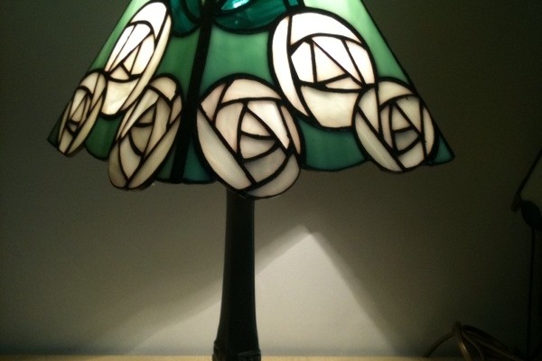 Tiffany lámpa rózsa